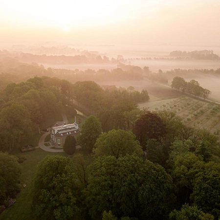 Landgoed Huize Boschoord Bed & Breakfast Sint Nicolaasga Bagian luar foto